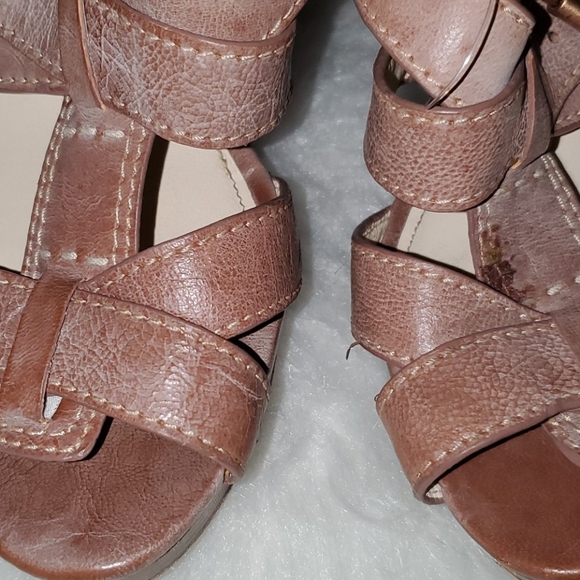 Coach Size 9 B Leather Heels - Picture 3 of 12